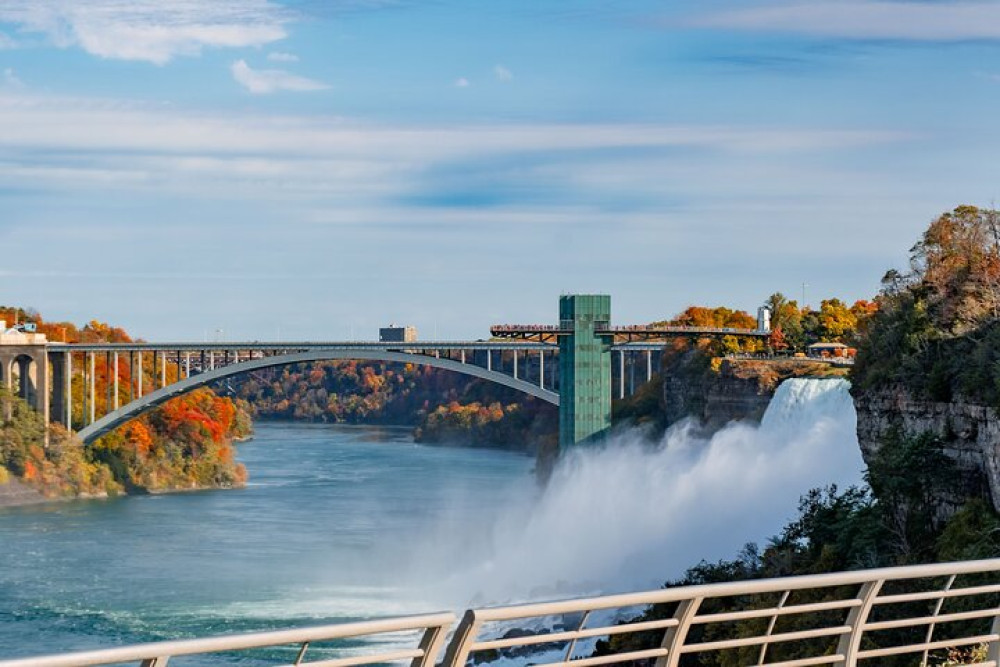 Niagara Falls Express Tour With Maid Of The Mist And Trolley Tickets