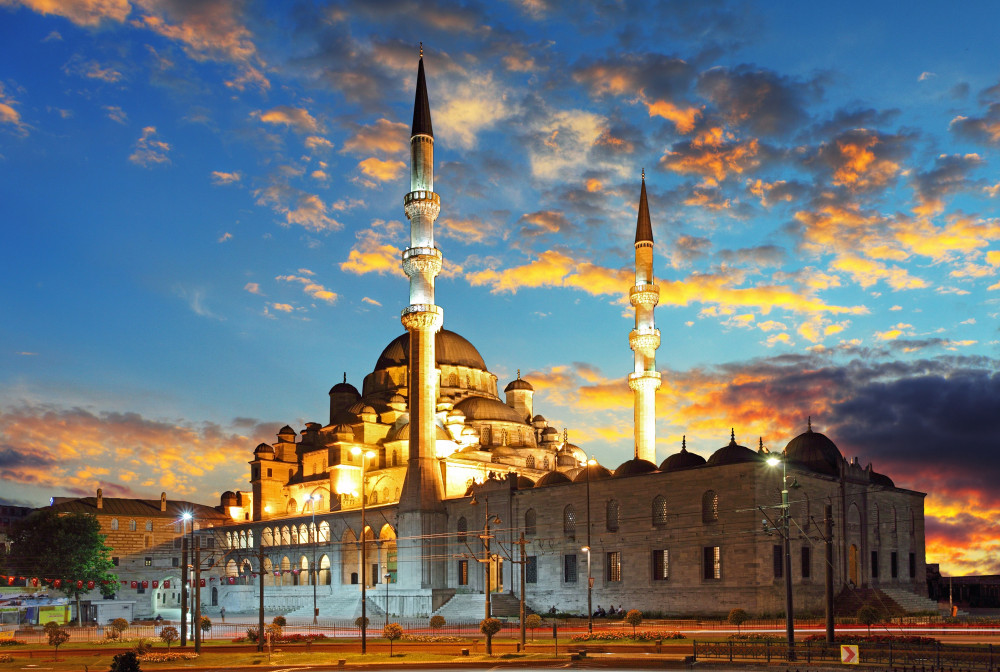 Istanbul Mosques Walking Tour with Hagia Sophia, Blue Mosque & Suleymaniye