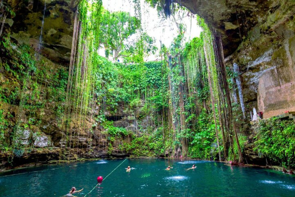 Customized Full Day Tour in Riviera Maya