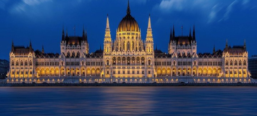 Private Day Trip to Budapest From Vienna