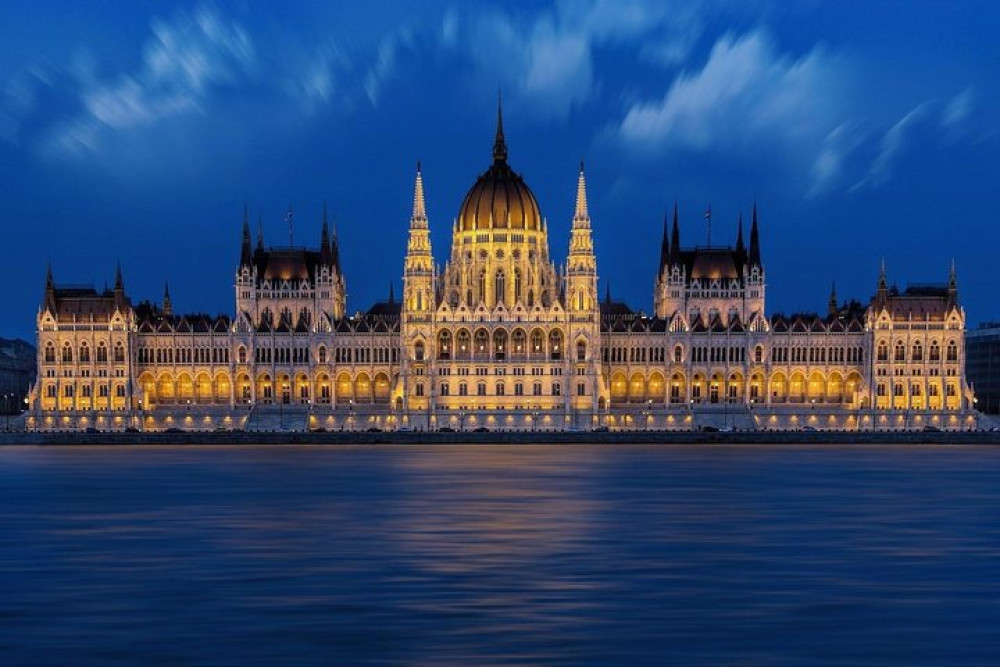 Private Day Trip to Budapest From Vienna