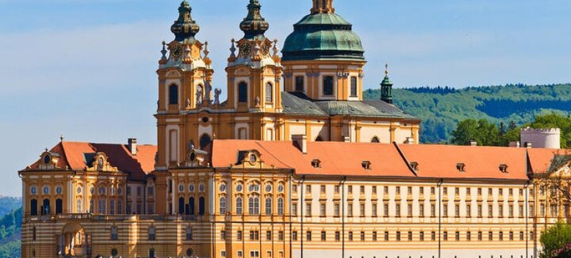 Melk, Wine & Dürnstein: A Wachau Private Tour From Vienna