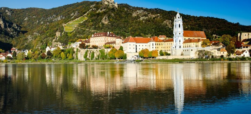 Melk, Wine & Dürnstein: A Wachau Private Tour From Vienna