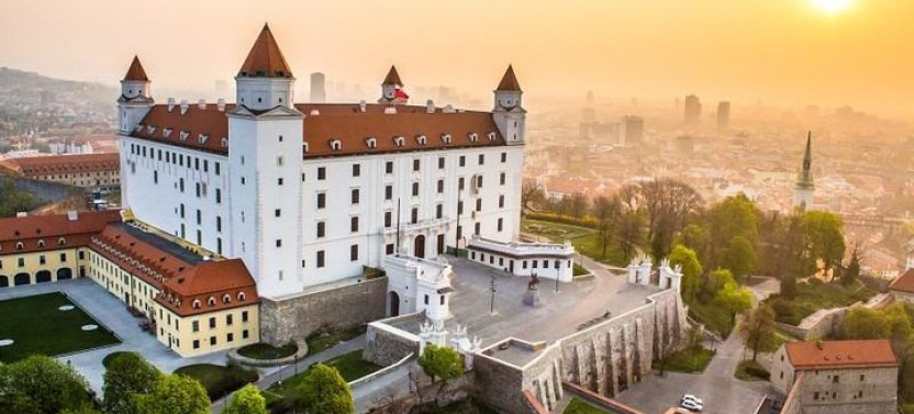 Private Tour to Bratislava And Devin Castle From Vienna