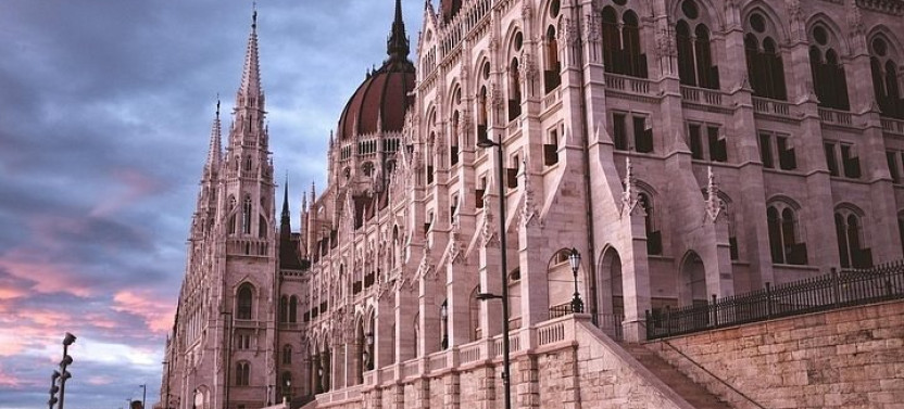 Private Day Tour to Budapest And Bratislava From Vienna