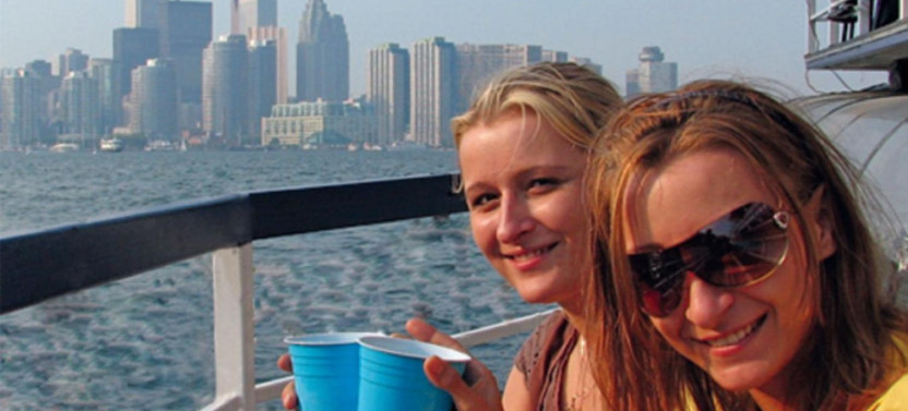 Toronto Harbour & Islands Cruise with Beverage