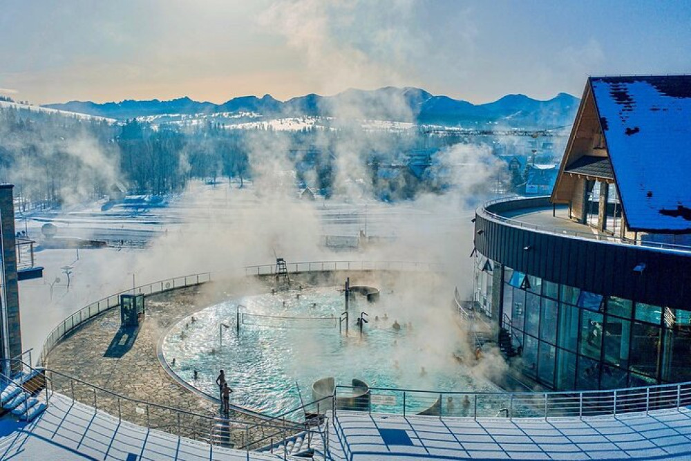 Zakopane to Chocholow: Thermal Pools All Day Ticket with Pickup