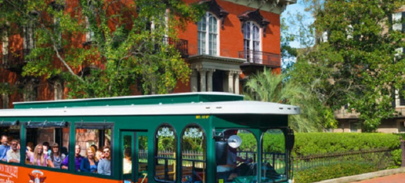 Savannah Hop On Hop Off Old Town Trolley Tour