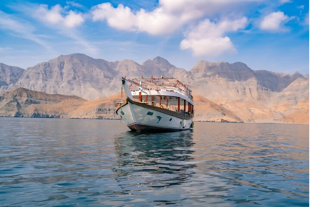 Khasab Dhow Cruise: Snorkeling & Dolphin Watching Adventure