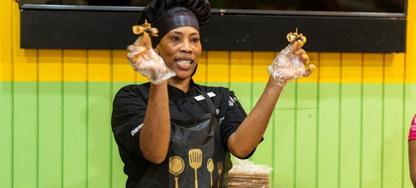 Tastes & Tales + Signature Park Pass