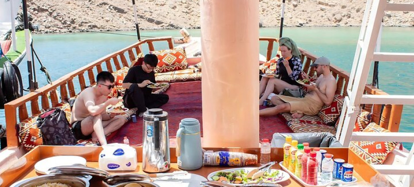 Khasab Musandam Dhow Cruise Dolphin Watching And Snorkeling