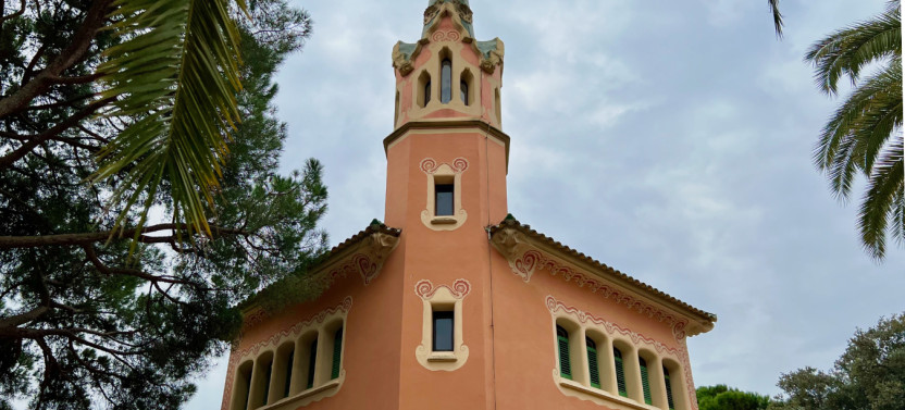 Barcelona Highlights Semi-Private Tour | Sagrada Familia & Park Güell, photo 5 of 36