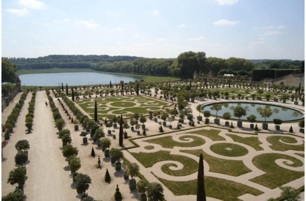 Versailles Palace Private Tour | Royal Gardens Experience