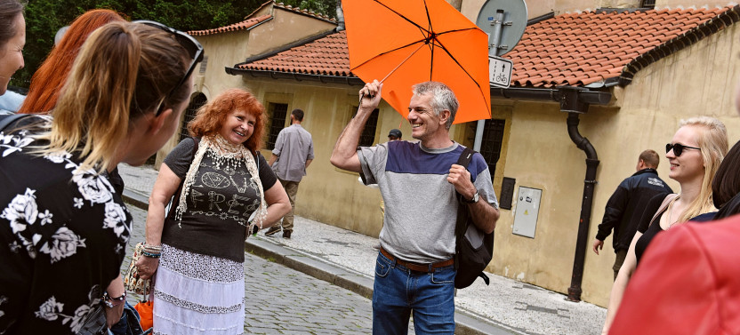Old and Jewish Town with Spanish Guide