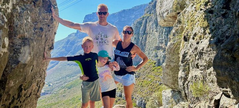 Small Group Table Mountain's India Venster Hike with Hotel Pick-Up