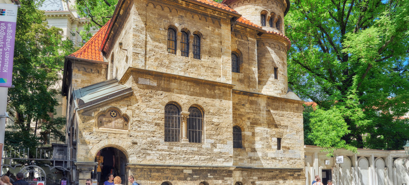 Old and Jewish Town & Entrance Ticket with English Guide