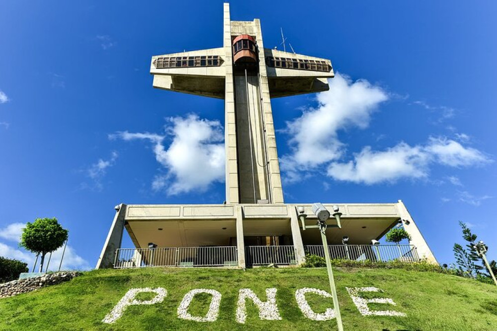 Premium Ponce Day Trip from San Juan with Serrallés Castle Tour and Dinner