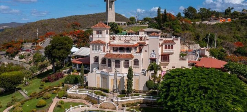 Premium Ponce Day Trip from San Juan with Serrallés Castle Tour and Dinner