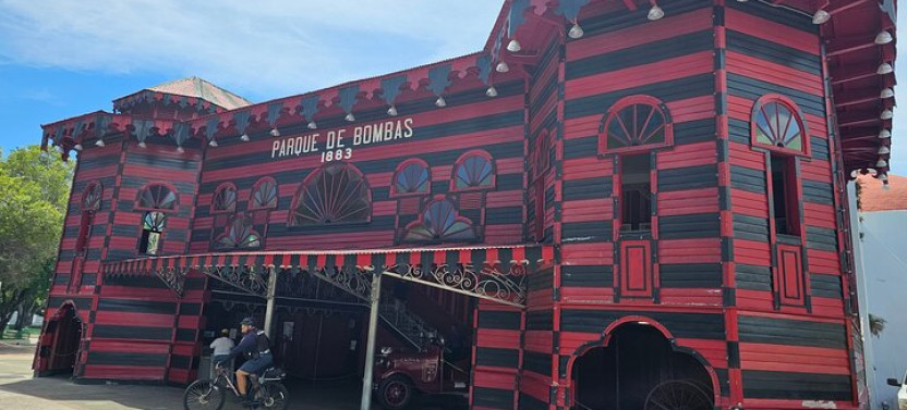 Premium Ponce Day Trip from San Juan with Serrallés Castle Tour and Dinner