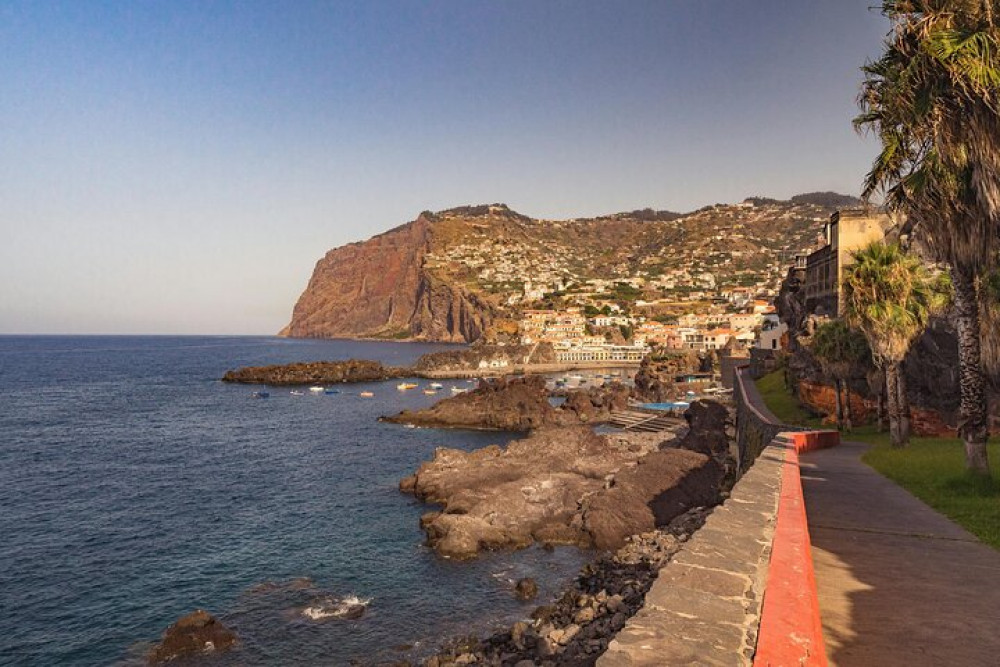 Funchal Madeira Small Group Tour with Cabo Girao Entry