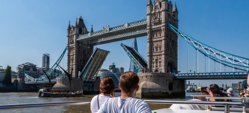 London Westminster to Tower Bridge | Thames River Sightseeing