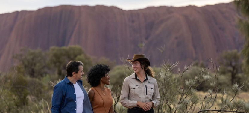 Sunset Viewing at Uluru With Australian BBQ Dinner