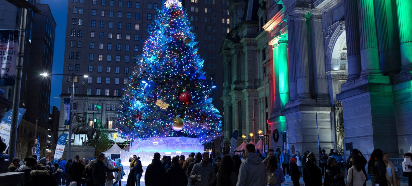 Philadelphia: Downtown Holiday Donut Tour