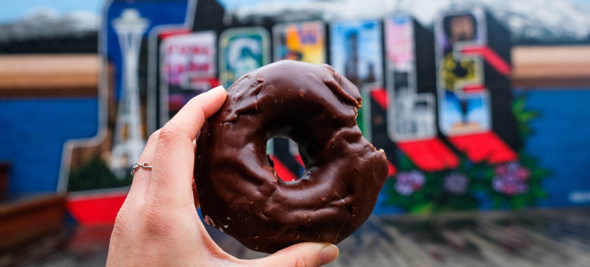 Seattle: Downtown Holiday Donut Tour