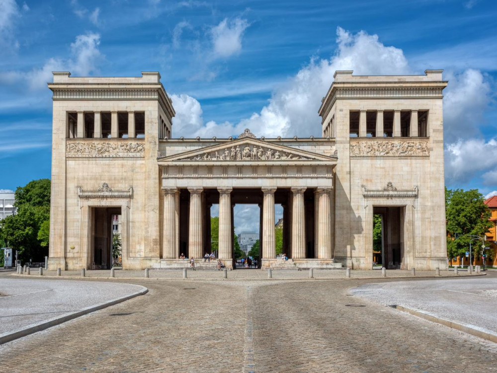 Tracing Hitler’s Rise in Munich: Private 3-Hour History Tour