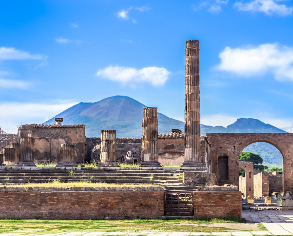 Visit Pompeii Ancient Ruins: Private Half-Day Tour from Naples