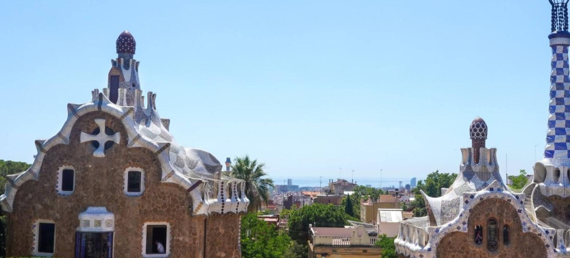 Skip-The-Line Park Güell Guided Tour (Spanish & English Options), photo 4 of 10