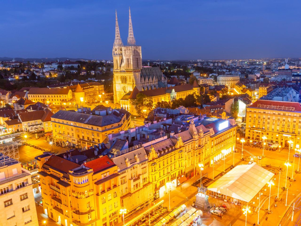 Zagreb at Twilight: Private Evening Walking Tour