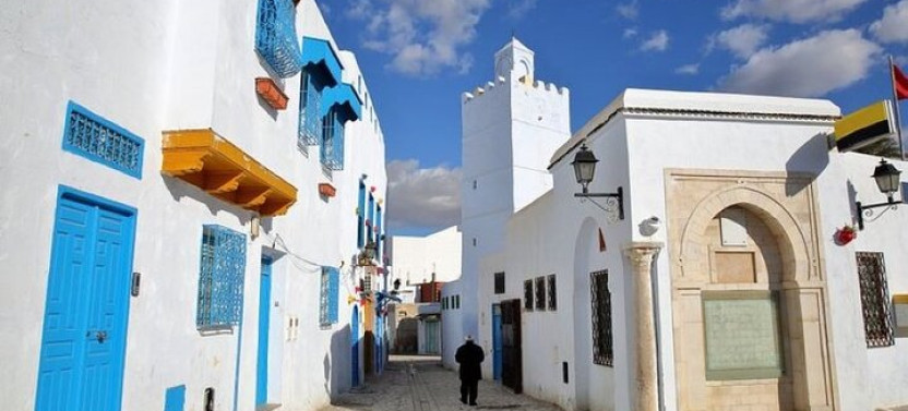 2-Day Sahara Desert & Oasis Adventure from Southern Tunisia