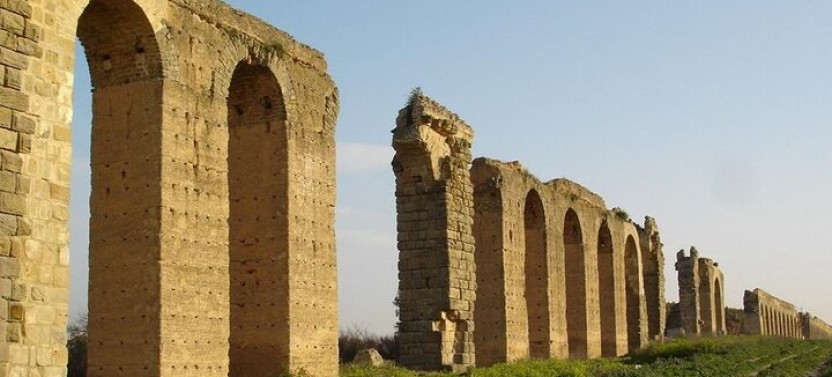 From Tunis: Private Tour to Oudhna Zaghouane and Thuburbo Majus
