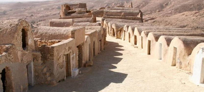From Djerba: Private Tour of Ksar Ghiléne Les Ksours and Matmata