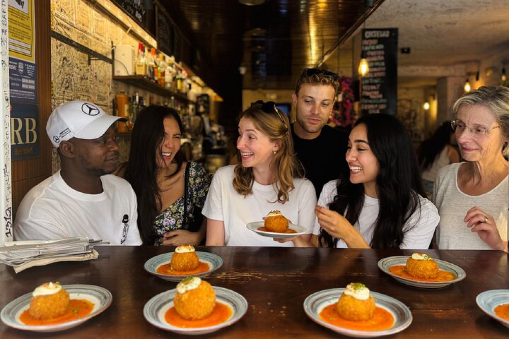 Barcelona Tapas Tour, Taverns, History & Local Culture