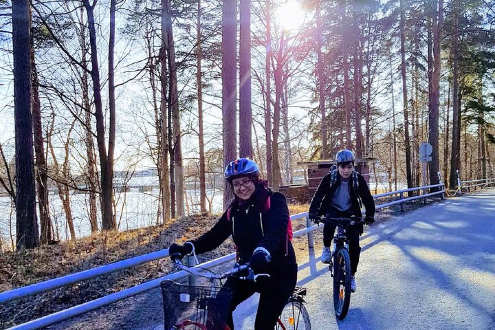 Explore Happiest Helsinki: Bike/E-bike: BBQ, Sauna, Forest, & Parks