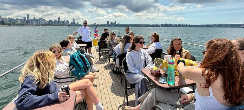 Vancouver Sightseeing Boat Cruise With Live Tour Guide