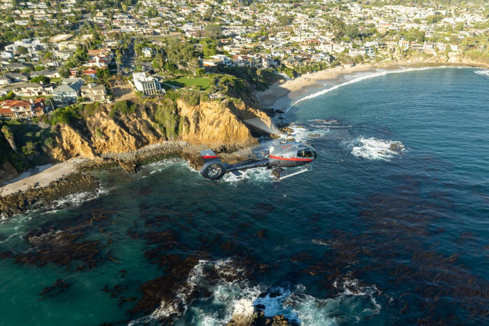 Luxury Helicopter Tour Over Southern California Coast from Long Beach