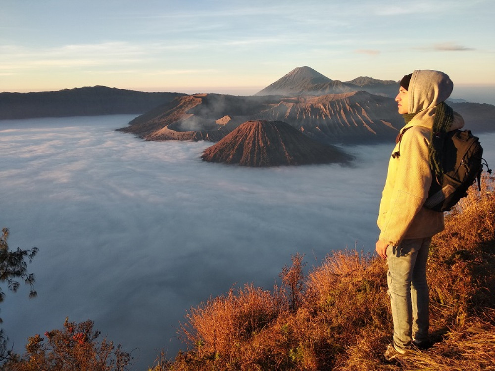 14 HR - Mount Bromo Sunrise And Madakaripura Waterfall Tour