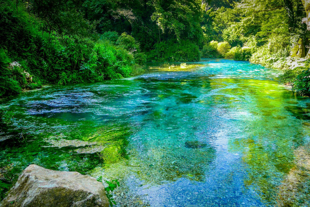 Saranda: Best Attractions – The Blue Eye and Lekuresi Castle