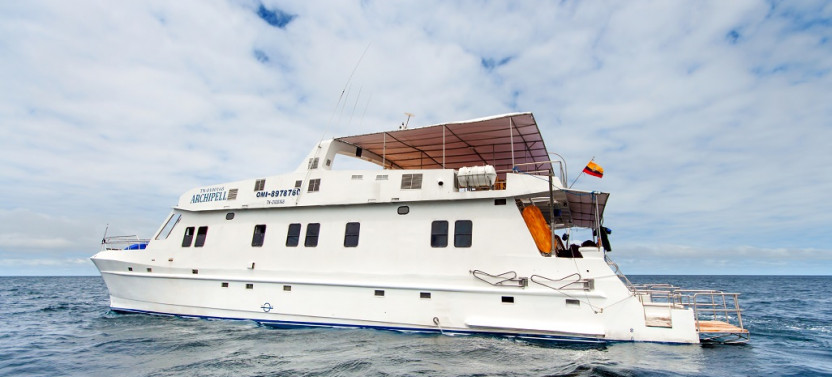Motor Catamarans Archipel I: 4D/3N (Route - A4)