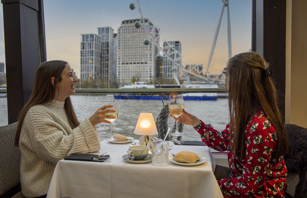 Thames Jazz Dinner Cruise With City Cruises