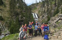 Yellowstone: Private Hiking & Sightseeing Tour