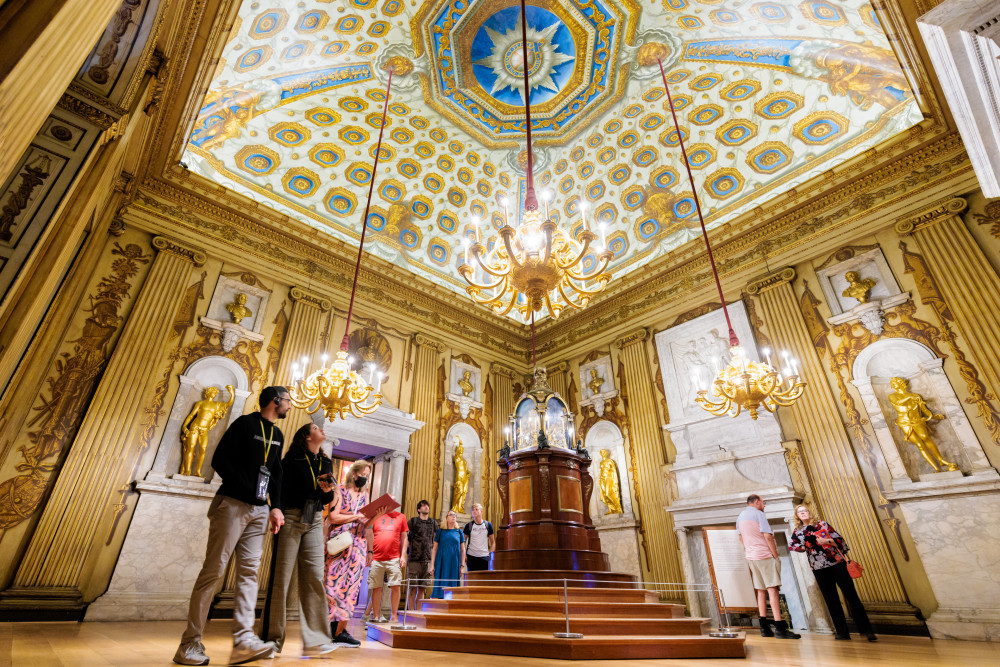 Guided Kensington Palace Tour 