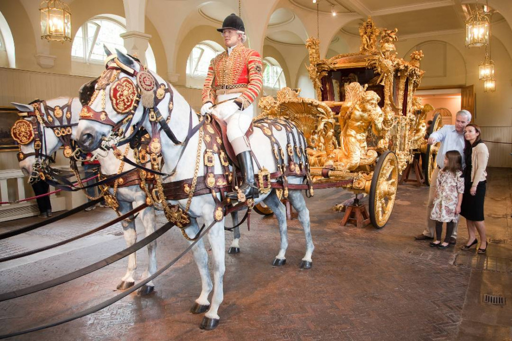 Royal Mews Tour: State Coaches, Carriages & Royal Horses