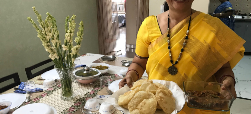 Authentic Bengali Cooking In A Local Kolkata Home with Zinnia