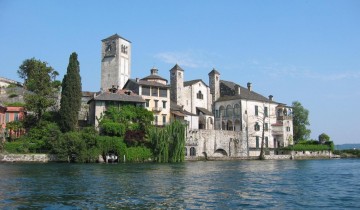 A picture of 6 Day Italian North Lakes and Verona Tour from Milan