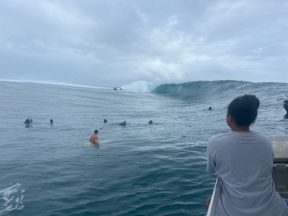Teahupoo Adventures