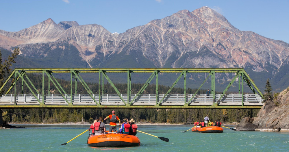 Easy Scenic Rafting Trip In Jasper National Park